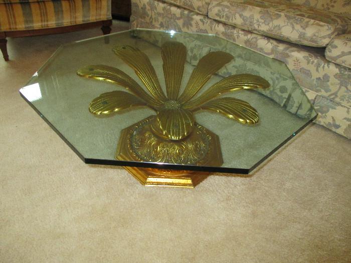 Beautiful glass top cocktail table