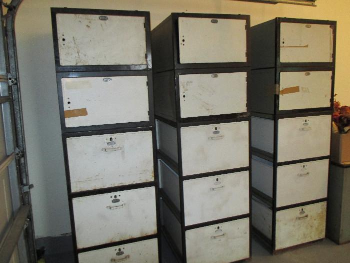 3 sections of lockers - bottom 3 are drawers that pull out, top two have doors that open. Each section of 5 sold seperately.