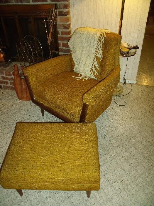 Retro chair and ottoman