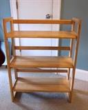 Folding wood book shelves