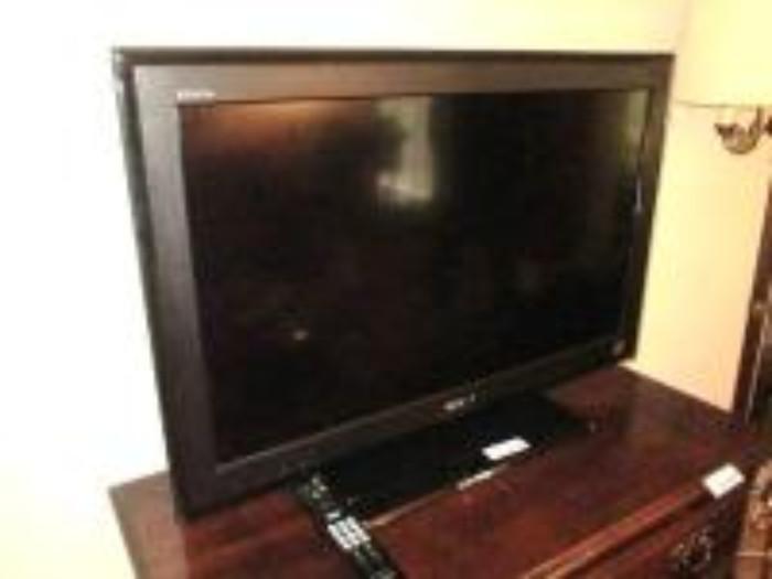 32" Sony Bravia Flat Screen LCD Television