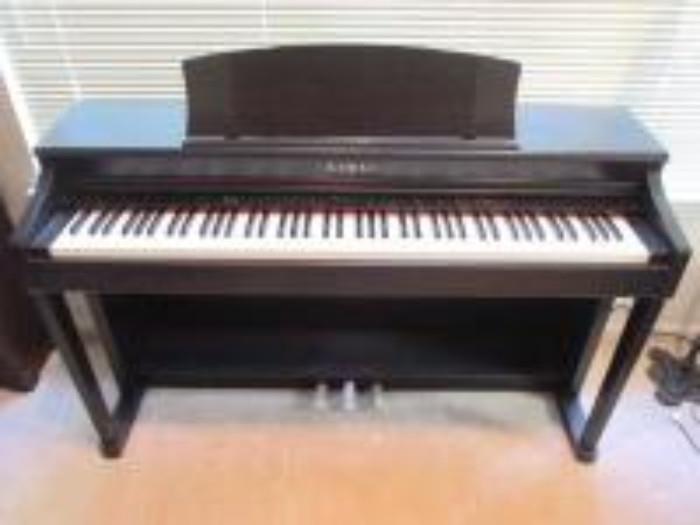 Kawai Digital Piano - Model CN33 with Bench
