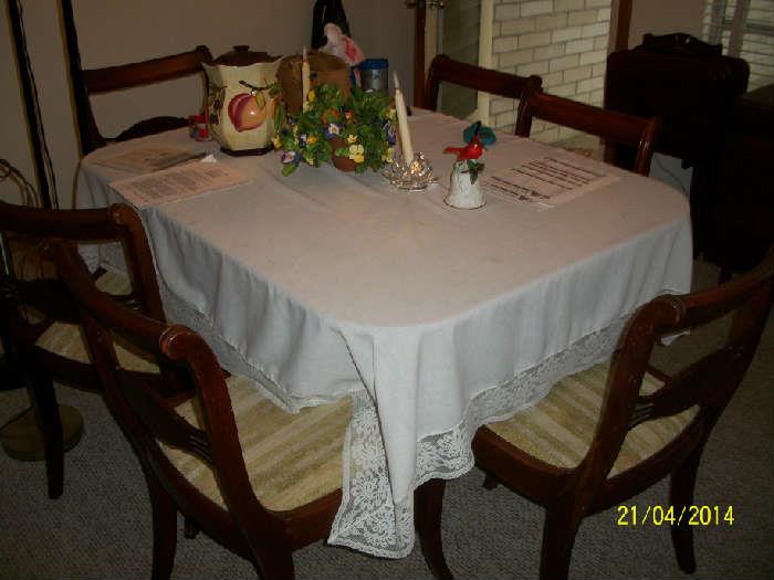 Duncan Phyfe style dining room table with 6 chairs