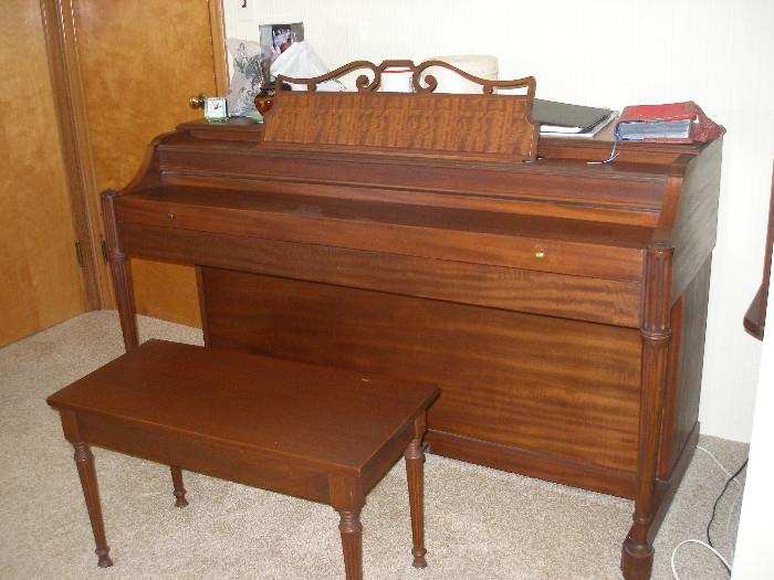 Baldwin Spinet Piano