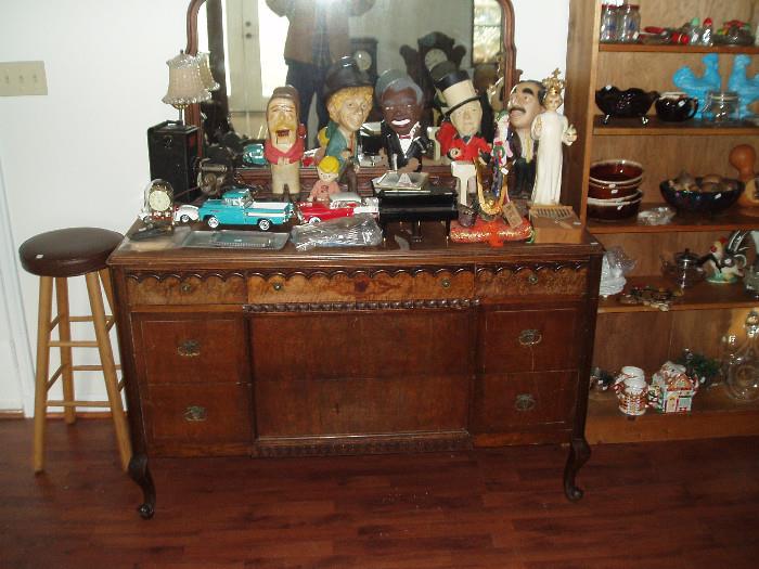 bedroom dresser & mirror, chalkware character statues
