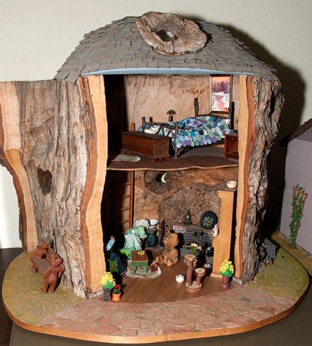 Miniature: Bear's Tree House