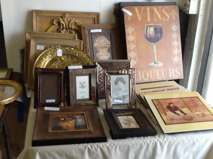 Wall plaques, picture frames and small art