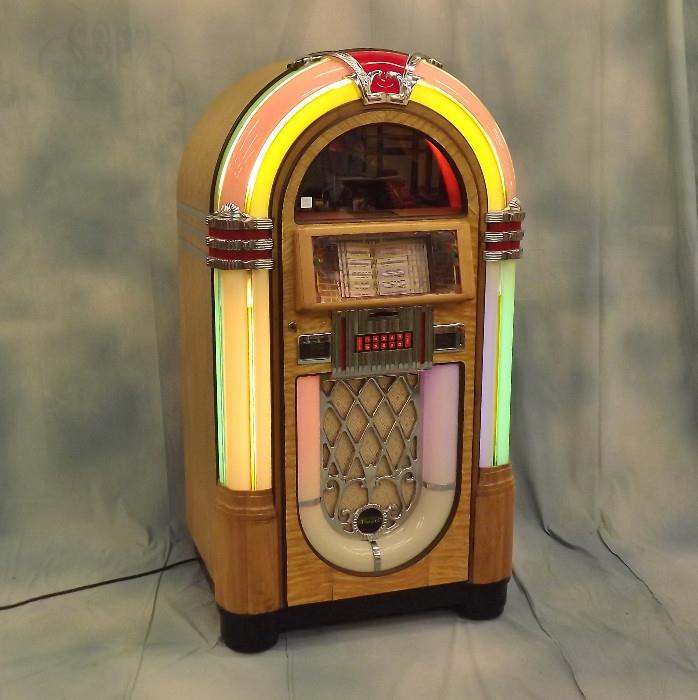 Reproduction Wurlitzer Bubble Juke Box