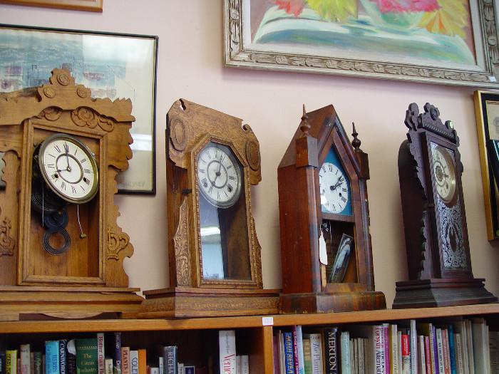 Group of Mantle Clocks