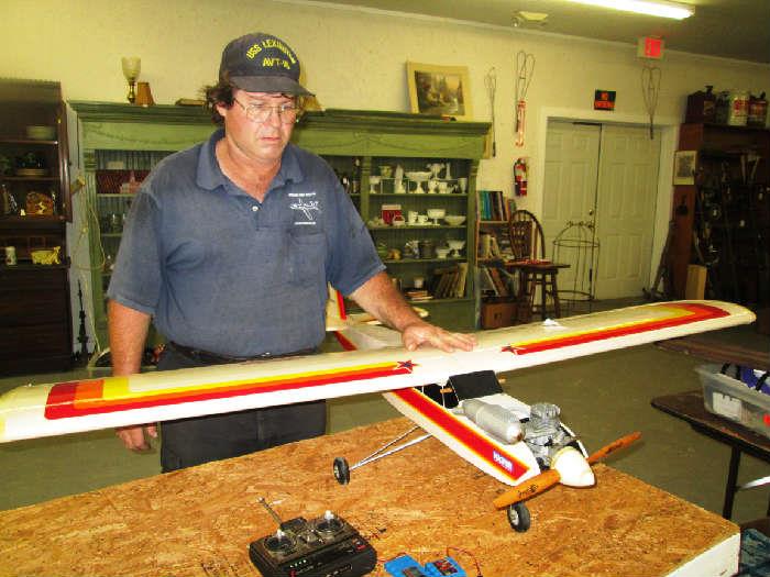 6 ft wing span remote control airplane