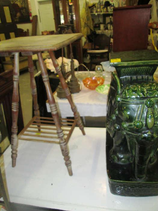 spindle leg table and elephant shape garden bench 