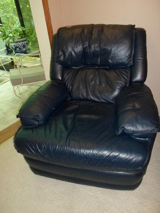 Lane leather recliner