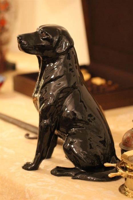large Royal Doulton black labrador retriever figurine