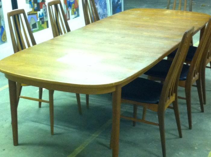 Teak Danish Modern Koefoeds table with 5 chairs  Table is 110 x 41 with leaves