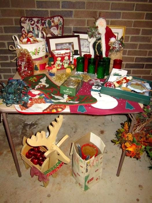 Various Christmas items