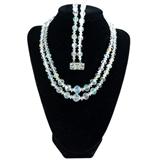 Glass Aurora Borealis Necklace & Bracelet Set
Condition: Very Good
Shipping: Yes
Size: 7.5"/15"