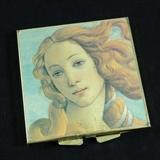 Goldtone Double Mirror Compact With Portrait
Condition: Very Good
Shipping: Yes
Size: 3 1/8" Square