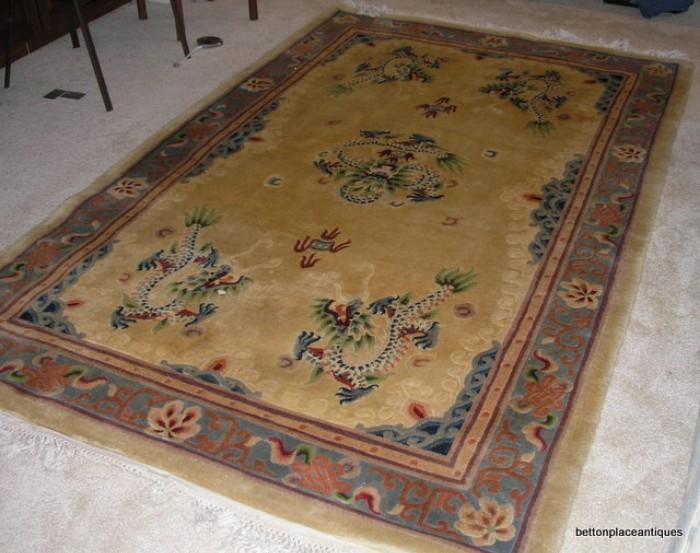 9.6 x 5.4 Wool rug