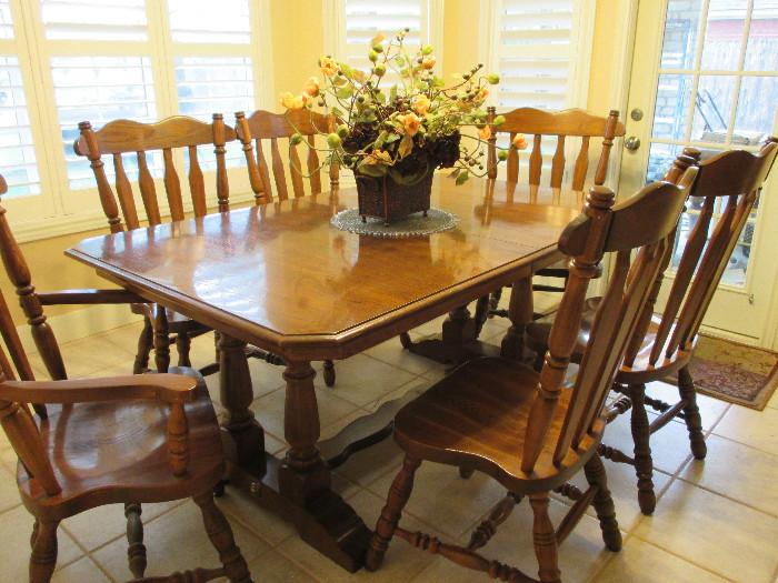 Solid Table and Chairs. Great Condition!