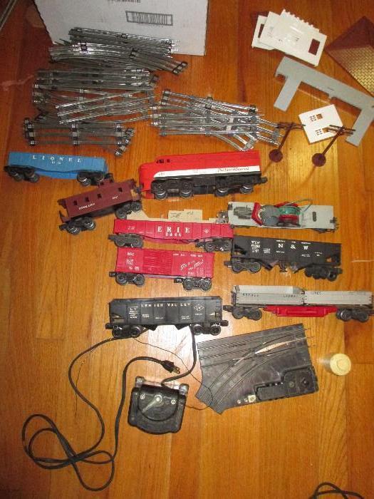 This is a small portion of the Lionel Train set that is in the sale. 