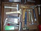 razors.