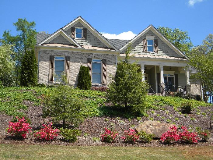 Lovely 5 Bdr Home in a Gorgeous Cartersville Neighborhood less than 3 miles to I75