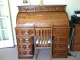 Antique/Vintage Gorgeous Roll Top Desk 