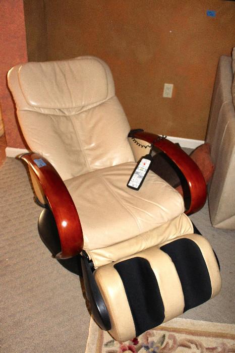massage chair in great condition 