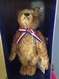Steiff bear in box with tag and certificate