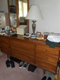 MID CENTURY BEDROOM FURNITURE