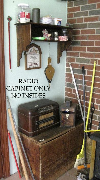 Vintage radio cabinet no insides