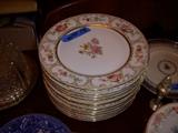 12 SERVICE PLATES FRENCH