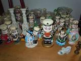 Hershey characters for all seasons and sports.