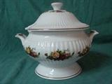 Old Country Rose - Royal Albert - Covered Vegetable Tureen with lid 9" tall, 9 1/4" wide, 11 1/2" handle to handle