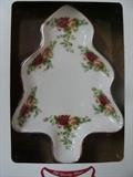 Royal Albert Old Country Roses Christmas Tree Candy Dish 7" x 4 1/2" 