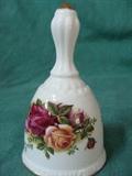 Royal Albert Old Country Roses Bell 5"