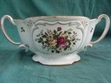 Royal Albert Old Country Roses Handled Grandeur Bowl 9" x 4 1/2"