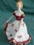 Royal Albert Old Country Roses Figurine Victoria 7 1/2"