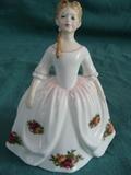 Royal Albert/Doulton Old Country Roses Figurine Peggy Davies modeled HN3482 6" 