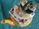 Royal Albert Old Country Roses Teapot with Garden Basket, Table Cloth, Tea Cup, etc., Lid 7 3/4" x 10"