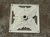 Vintage ornate white iron umbrella base 20" x 20"