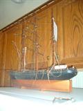 ANTIQUE HAND CRAFTED SAIL BOAT SHIP