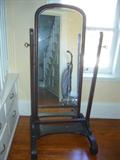 CIRCA 1890 MAHOGANY SWIVEL FULL SIZE DRESSING MIRROR.