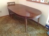 Drexel Dining Room Table w/4 Chairs