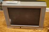 Toshiba FstPure 27AF44 box TV with remote and manual 2004