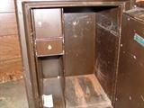 BS5 Vintage floor safe