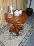 1971 Oak Thomasville Accent Table; Rug; Angels