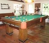 BIlliard/Pool Table