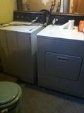 Kenmore Heavy duty 60 series washer & Kenmore heavy duty dryer
