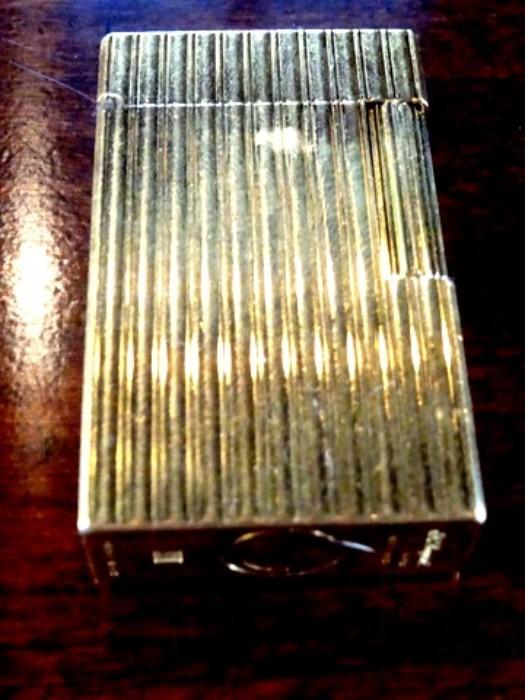 Dupont 18K Gold Plated Lighter (Paris)